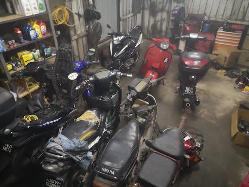 Bengkel Ahmad Motor