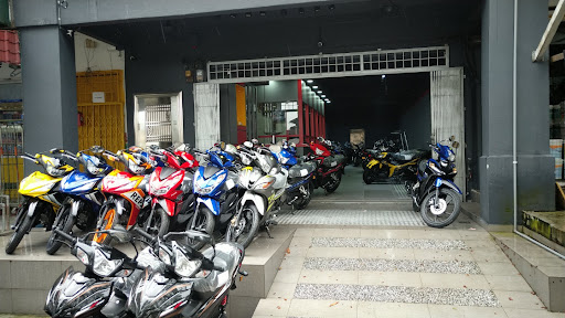 Hee Hua Motor Trading Sdn Bhd (B1) Hee Hua Motor Trading Sdn Bhd (B1)