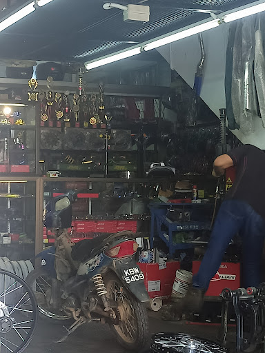 AIK SIA MOTOZONE SDN BHD