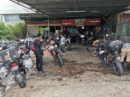 Art Chee Motor @ AC Motor Work