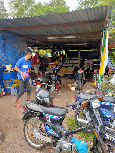 Bengkel Motor Wan John