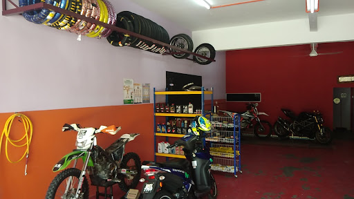 Motosato garage
