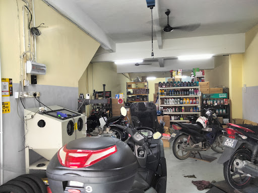 HWL CAR & MOTORCYCLE SERVICES