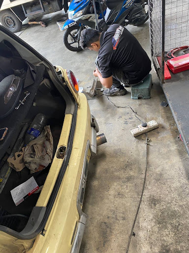 Bengkel kereta lori-Arrow Iron Autowork Workshop Bengkel kereta lori-Arrow Iron Autowork Workshop
