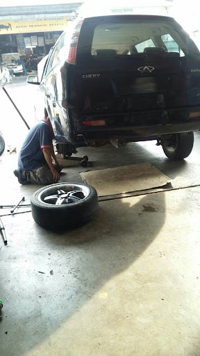 Cheong Woh Motor Workshop (祥和汽车厂) Cheong Woh Motor Workshop (祥和汽车厂)