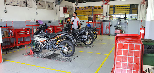 Henn Motors Brothers S/B (LIFESTYLE ZONE) Henn Motors Brothers S/B (LIFESTYLE ZONE)