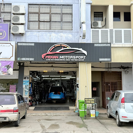 Pekan Motorsport Kedai Tinted(belakang mydin pekan)
