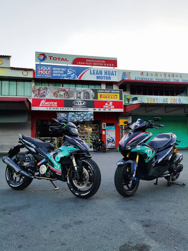 LEAN HUAT MOTORCYCLE RACING TEAM