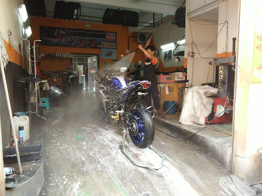 Bertam Moto Gear #UOS OIL Bertam Moto Gear #UOS OIL