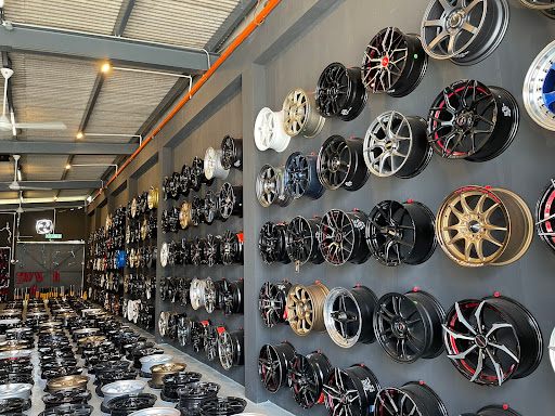 99 TOP TYRE & BATTERY (M) SDN BHD