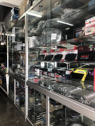 Pusat Perhiasan Kereta Weng Sang 榮生汽車冷氣裝飾中心