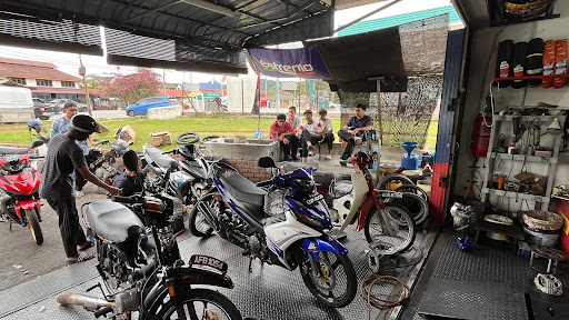 TRIPLE S MOTOR