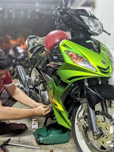 Seventeen Motor
