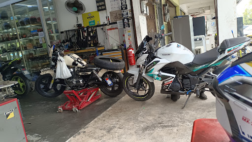 Kenny Motorworks Kenny Motorworks