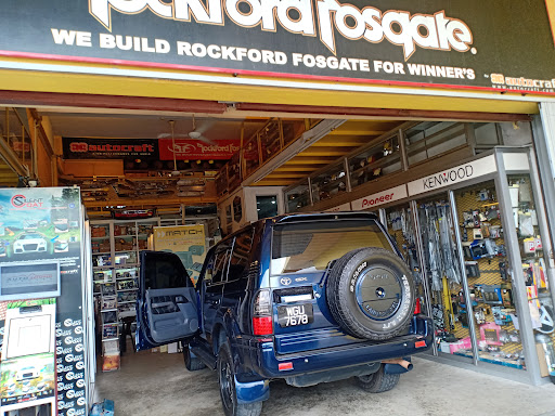 Luie Thart Car Accessories