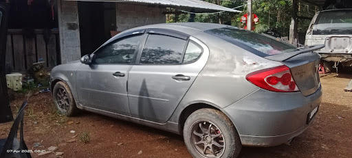 Ht auto garage