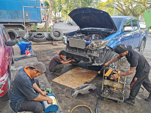 Teo's Service Centre