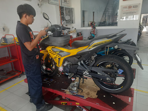 YQS SAM HIN MOTORS SDN BHD