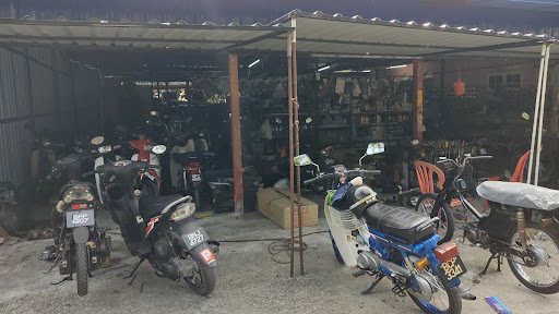 Bengkel Motor Wak Rais