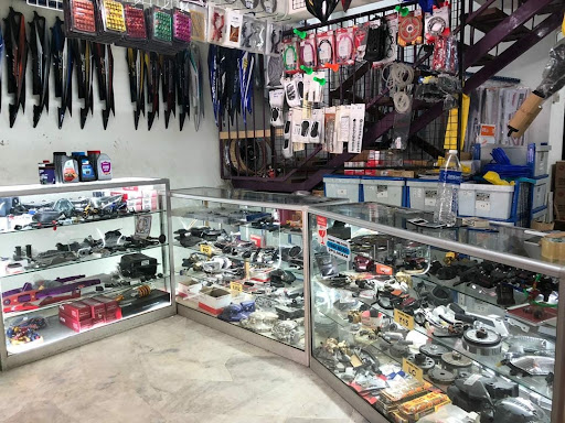 AWH Motors & Accessories