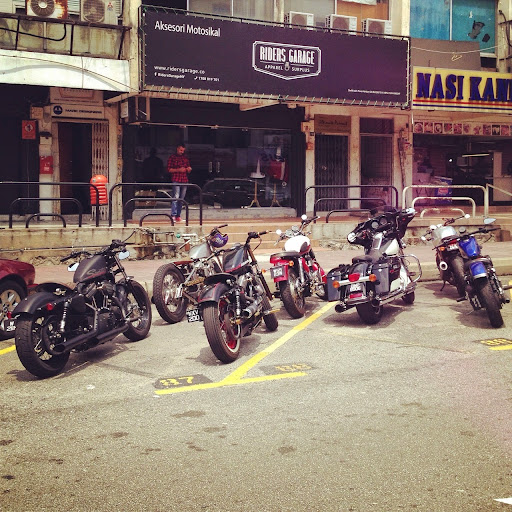 Riders Garage & Co