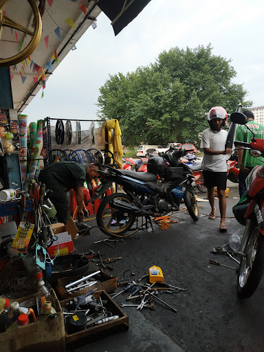 Castrol Bike Point - Fook Motorcycle Accessories