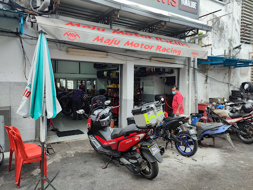 YQS - Maju Motor Racing