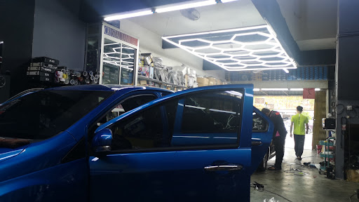 R1 Accessories&Aircond Service R1 Accessories&Aircond Service