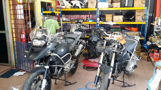 KEMAMAN BIKE SERVICE CENTRE