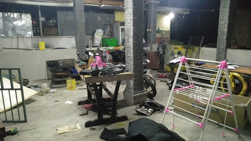 Iwan Garage