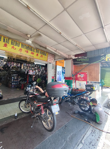 Ah Kau Kedai Motosikal Dan Basikal