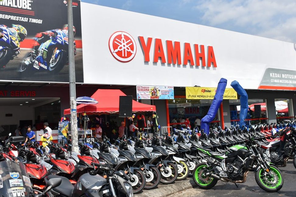 kedai motor terbaik di kluang