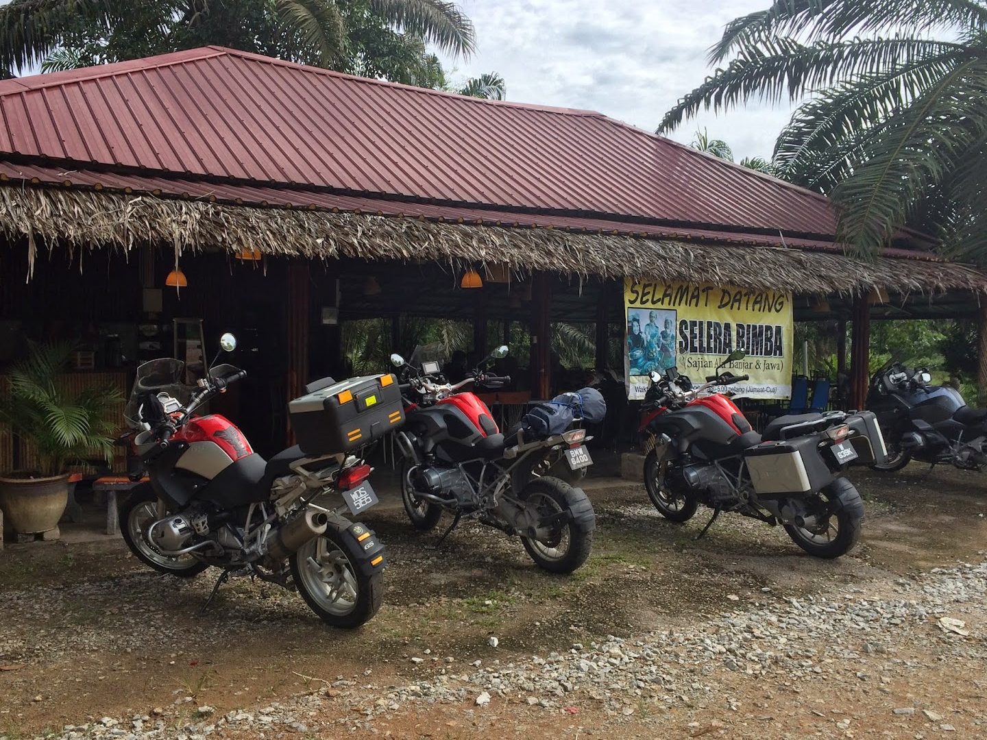 kedai motorsikal asam banjar