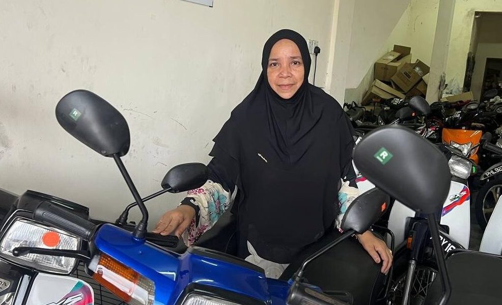 kedai motorsikal perniagaan simziah